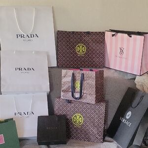 Shopping Luxury Bundle Paper Bags